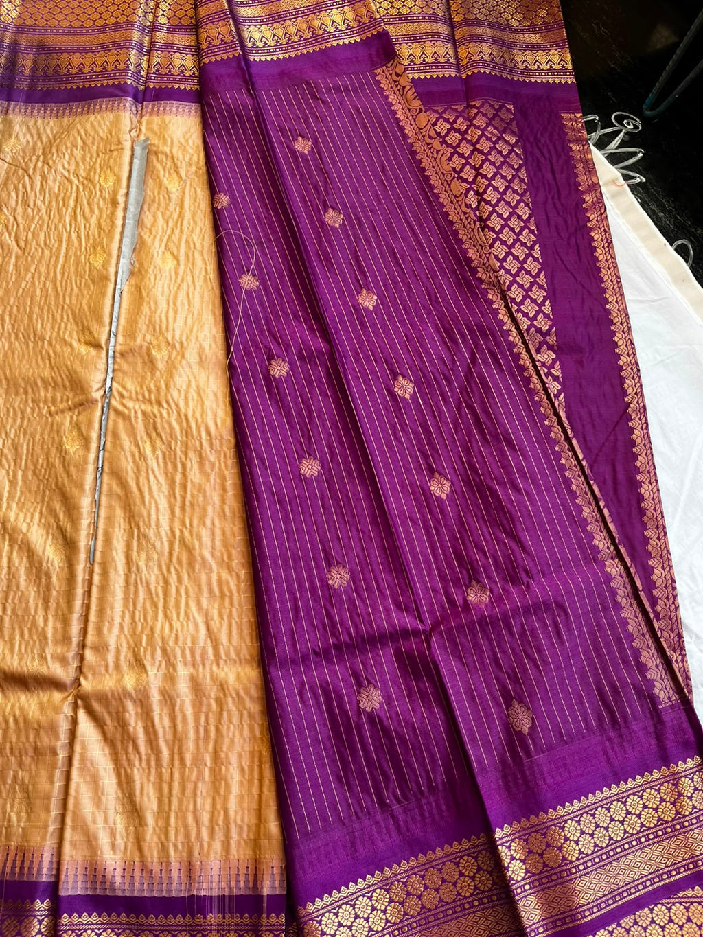Gadwal semi pattu sarees