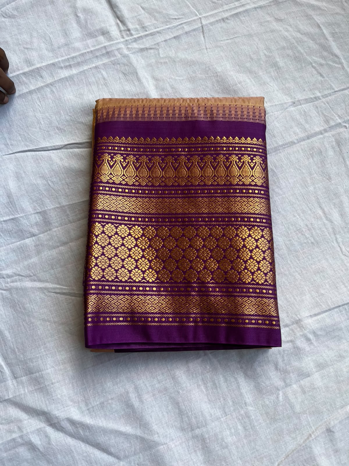 Gadwal semi pattu sarees