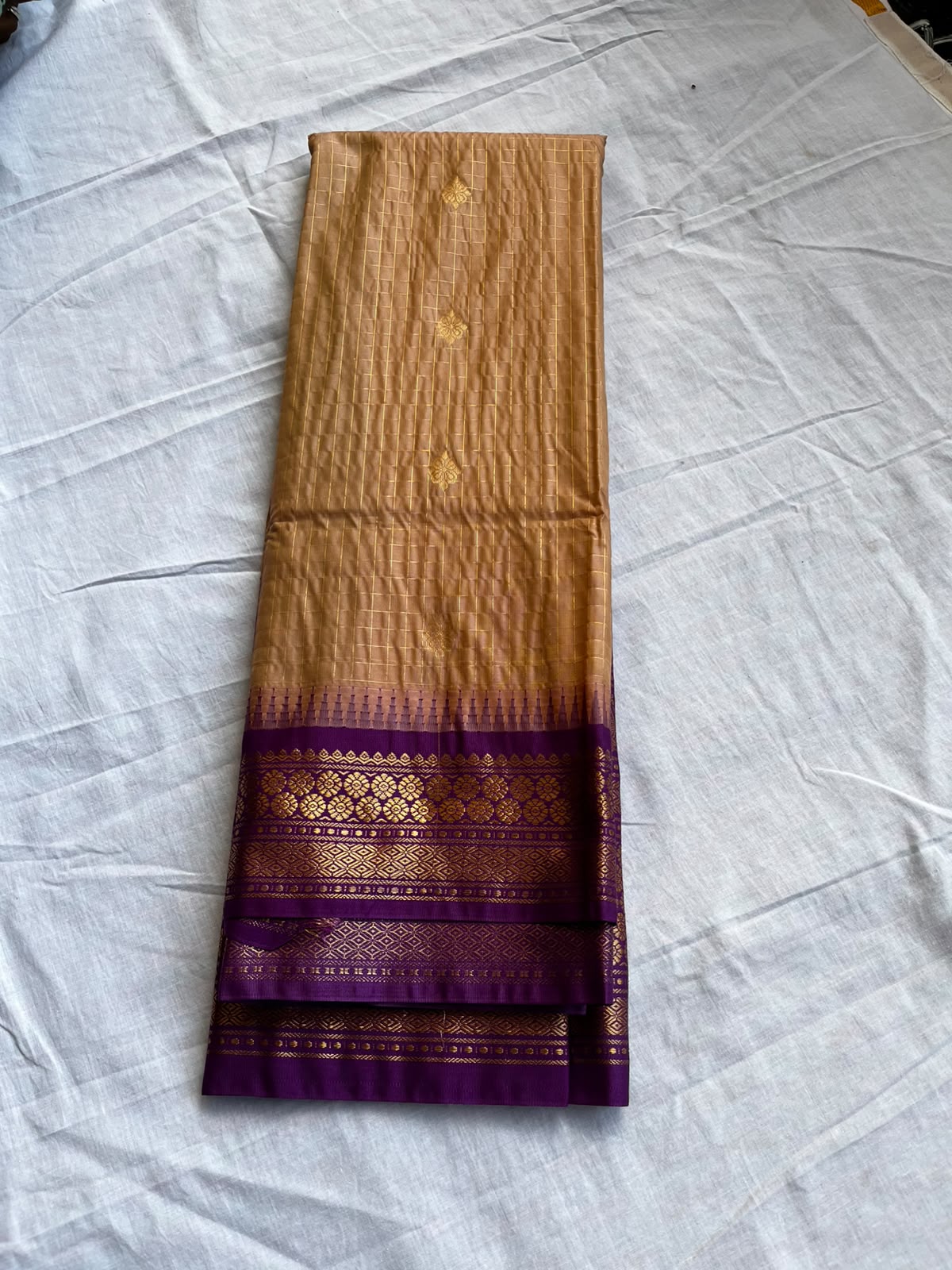 Gadwal semi pattu sarees