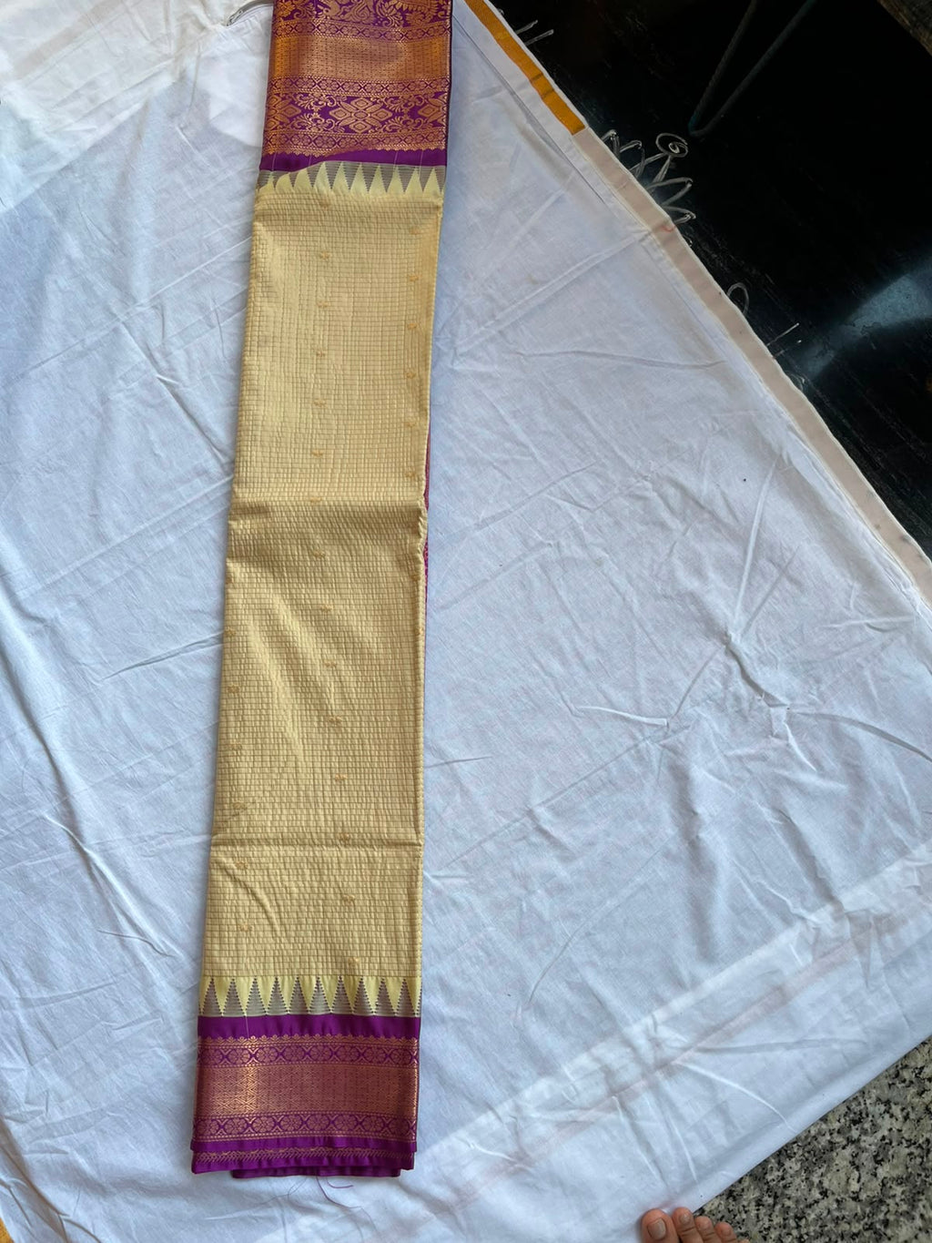Gadwal semi pattu sarees