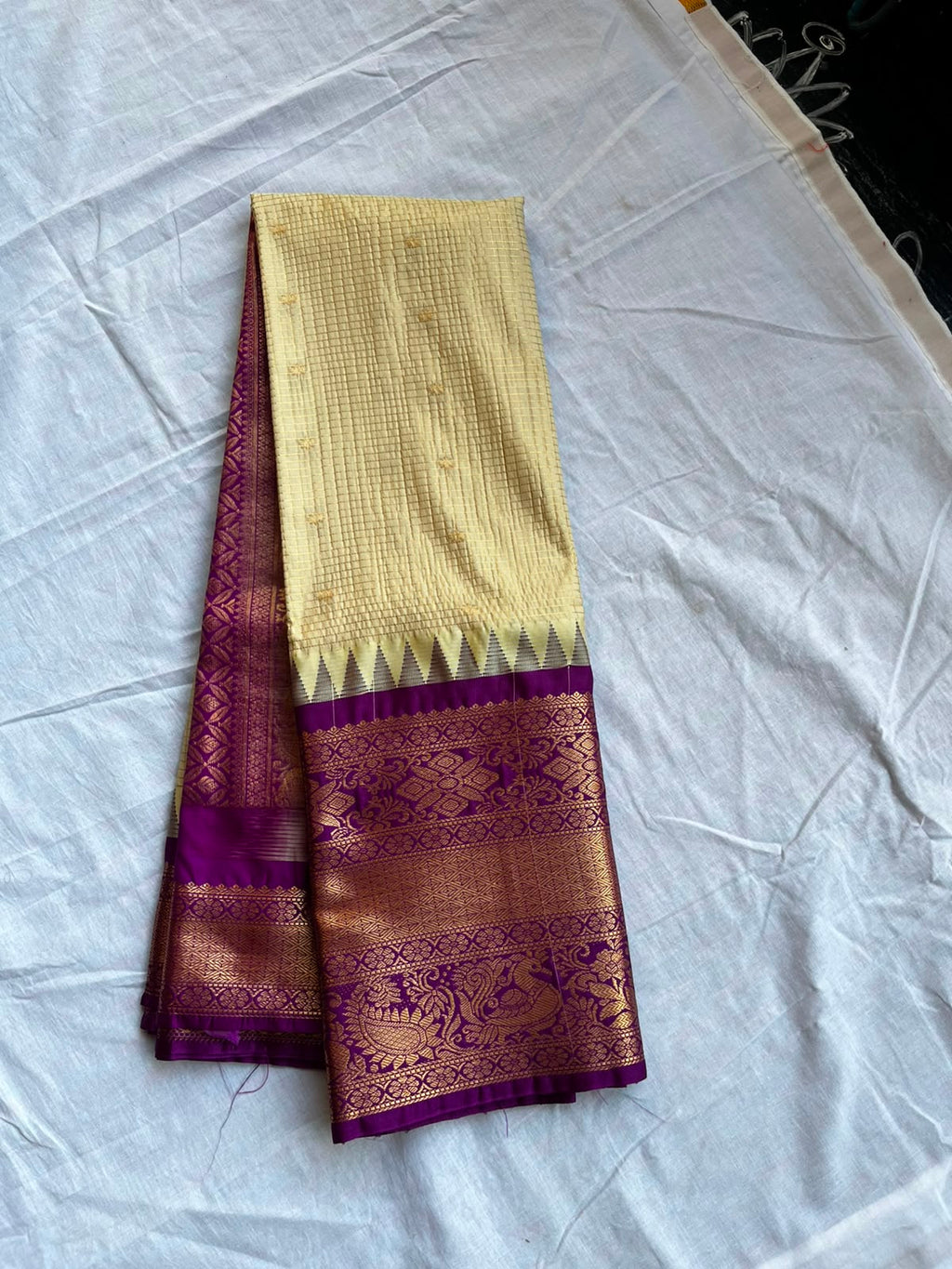 Gadwal semi pattu sarees