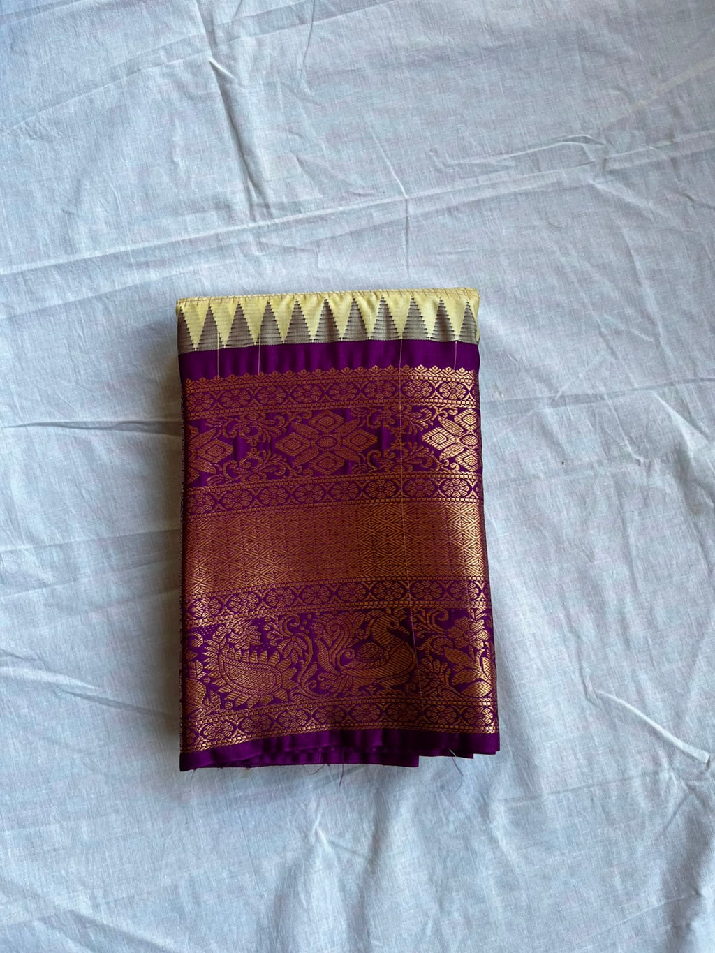 Gadwal semi pattu sarees