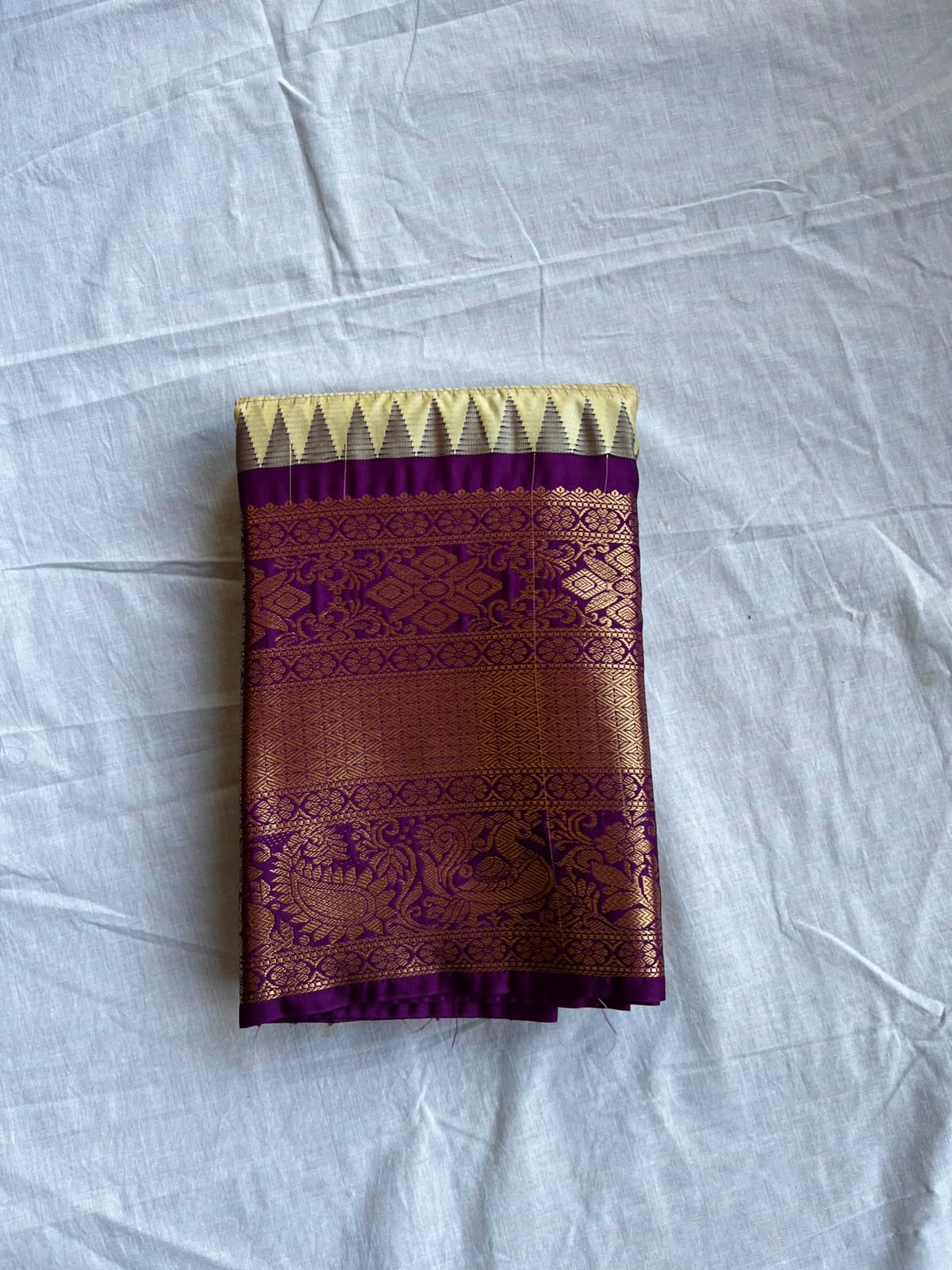 Gadwal semi pattu sarees